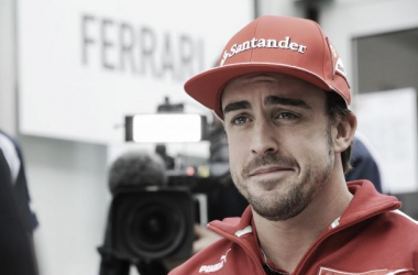 Fernando Alonso: “Estoy contento de estar detrás de los Red Bull”