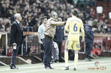 Álvaro Cervera: &quot;El Molinón es un campo de Primera, ganar aquí por 0 a 3 es algo que la gente recordará&quot;