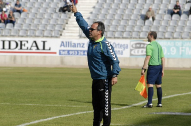 Álvaro Cervera: &quot;Hemos puesto un equipo pensando en las eliminatorias&quot;