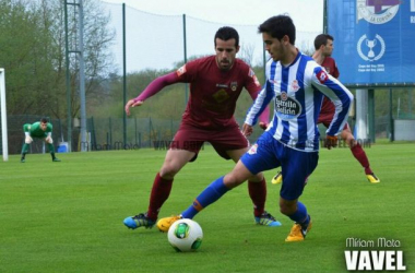 Álvaro Queijeiro refuerza el mediocampo