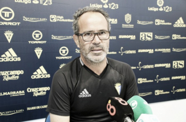 Álvaro Cervera: &quot;Estamos cogiendo minutos y kilómetros ante un equipo hecho para ascender&quot;