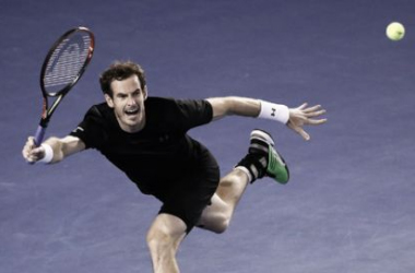 Murray sabe sufrir ante un mejorado Dimitrov