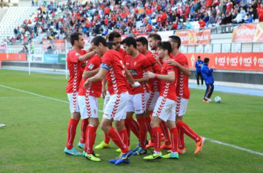 Real Avilés - Real Murcia: los granas quieren reencontrarse con la victoria a domicilio