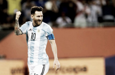 Argentina goleó con un Messi furioso