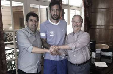 Cruzeiro acerta renovação de volante Ariel Cabral até 2020