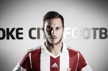 Arnautovic ficha por el Stoke City