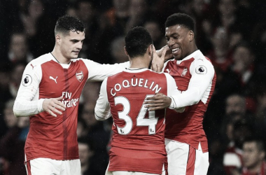 Arsenal-Stoke City: &quot;El Arsenal continúa en la lucha por la Premier&quot;