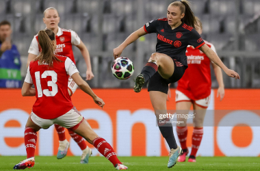 Bayern Munich's Georgia Stanway going for a shot against Lia Wälti from Arsenal in the first leg of the quarter-final.&nbsp;(Photo by DeFodi Images/Getty Images)