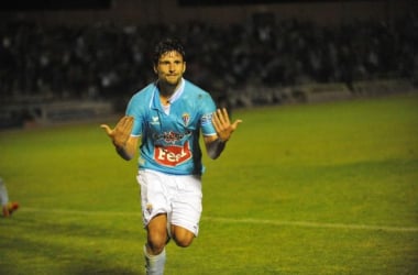 Carlitos, tres temporadas más en el San Fernando