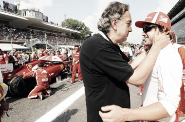 Marchionne echa en cara el sentimiento ferrarista de Vettel a Alonso