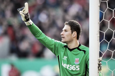 Hughes: Begovic contract talks will take place after season ends