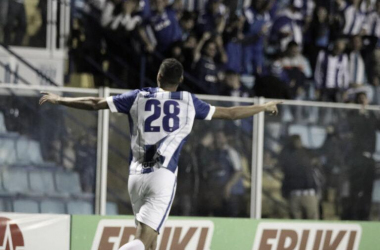 Daniel Amorim resolve mais uma vez e Avaí derrota Marcílio Dias na Ressacada