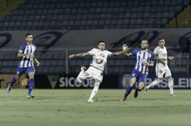 Com gol de Valdívia, Avaí marca nos acréscimos e busca empate contra Cruzeiro