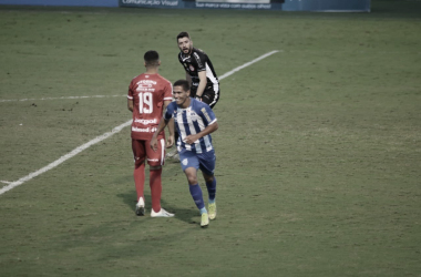 Avaí passa bem pelo Hercílio Luz e chega ao sexto jogo sem sofrer gols na temporada
