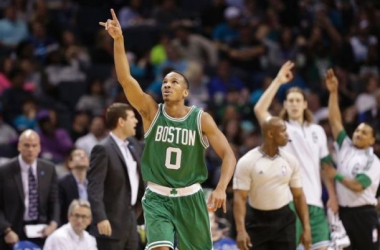 Boston Celtics Down Charlotte Hornets Behind Avery Bradley&#039;s 30 Points