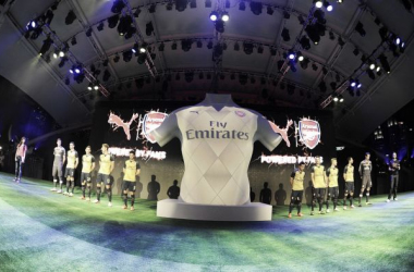 Arsenal launch PUMA 2015/2016 away kit in Singapore