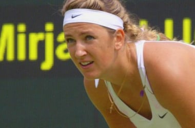 Azarenka saluta, Radwanska avanza