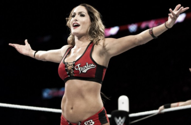 Nikki Bella retrasa su reaparición