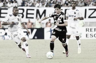 Lucas Crispim é dúvida no Vasco para a partida contra o Ceará