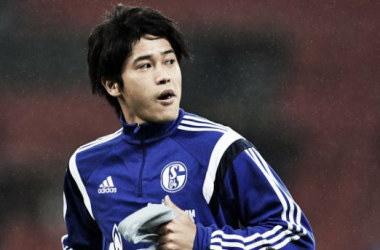 Uchida renueva con el Schalke