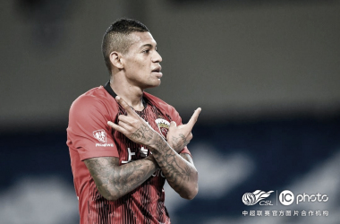 Ricardo Lopes mira artilharia e boa campanha do Shanghai SIPG no Campeonato Chinês