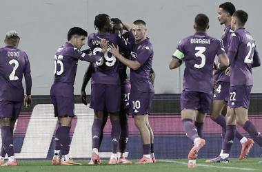 Fiorentina começa devagar, mas bate The New Saints e estreia com o pé direito na Conference 