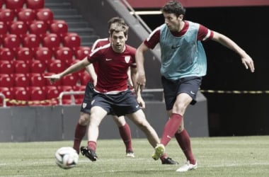 El Bilbao Athletic se entrena en San Mamés