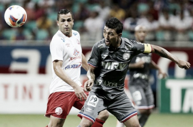 Náutico encara Bahia buscando seguir com chances de acesso à Série A