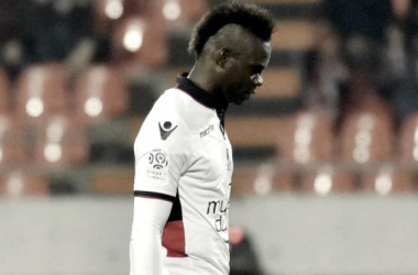 Ligue 1: disastro Balotelli, espulso per insulti all'arbitro. La stampa francese lo boccia