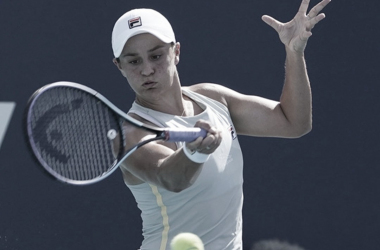 Barty y Svitolina se enfrentan por un lugar en la final