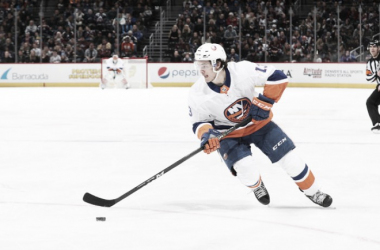 Mathew Barzal: Making highlight reels and history in rookie campaign
