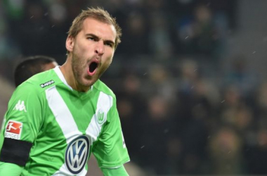 Wolfsburg - PSV 2-0, Lupi primi nel girone
