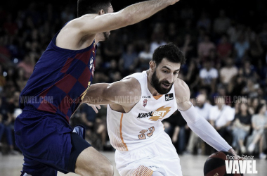 Resumen Saski Baskonia - FC Barcelona&nbsp; en la Euroliga (76-74)