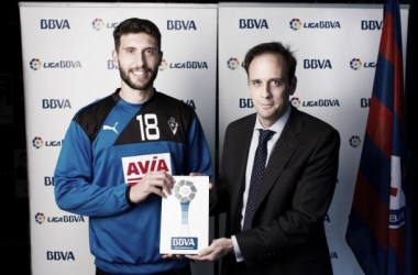 Borja Bastón, mejor jugador de la Liga BBVA en octubre