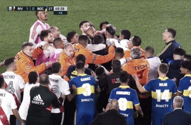 El partido finalizó con una pelea multitudinaria