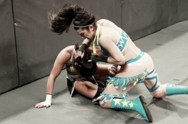 La caída de Bayley