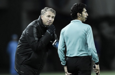 Dan Petrescu não é mais o treinador do Jiangsu Suning