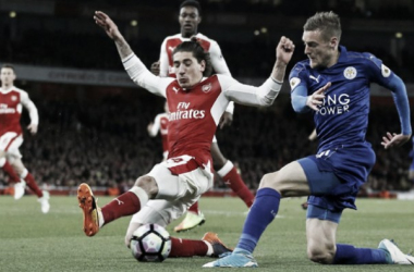 Bellerín: “Este esquema es algo que funciona muy bien por el estilo del equipo”