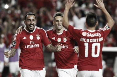 Benfica arrolló a Belenenses en el derbi lisboeta