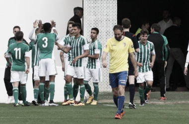 El Betis B resucita en medio de la crispación