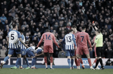 Brighton fica no empate com Everton em jogo dramático