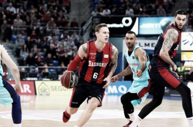 Baskonia desintegra al Barça antes de la Copa