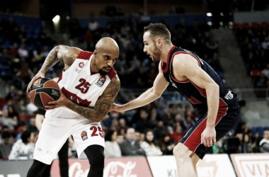 Baskonia despierta tarde y se mete en problemas