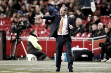 Danny Blind: “Sorprendentemente, las lesiones continúan”