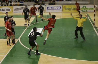 Reale Ademar León - BM Huesca: seguir por el buen camino