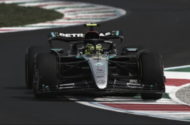 Mercedes avisa en casa de Ferrari con doblete en los libres
3