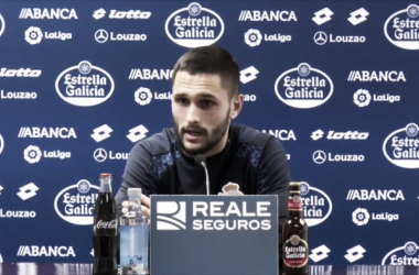 Andone: &quot;En mi cabeza no hay otra cosa que no sea seguir aquí&quot;