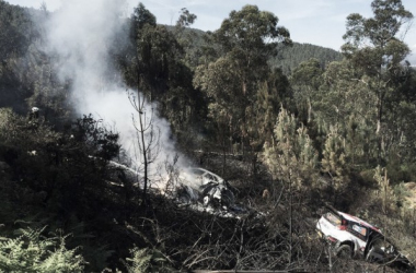 Kris Meeke lidera la primera jornada de un accidentado rallye Portugal