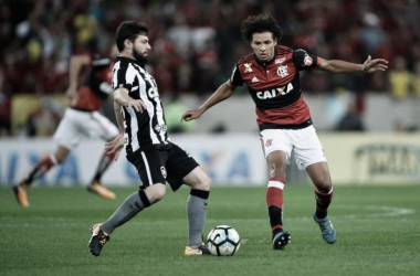 Willian Arão celebra invencibilidade pessoal contra Botafogo e foca no Brasileirão