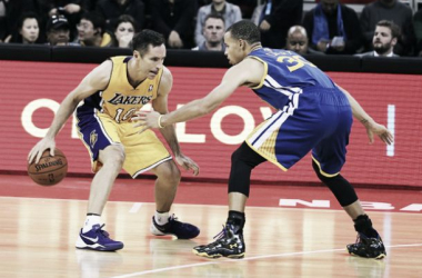Los Lakers caen en China y Brooklyn vence a Boston con suspense
